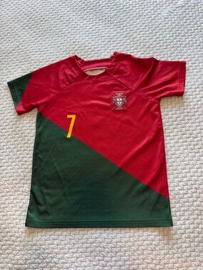 Portugal Cristiano Ronaldo #7 Soccer Jersey Size Kids Small (24)